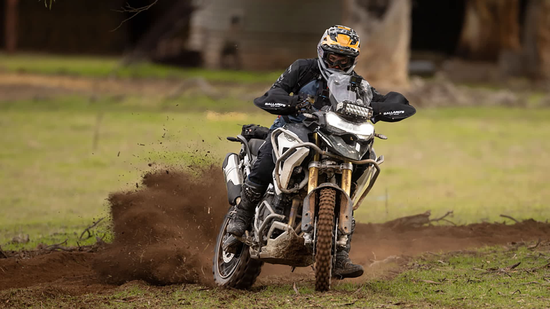 Tiger 1200 Rally Pro Conquers For the Ride